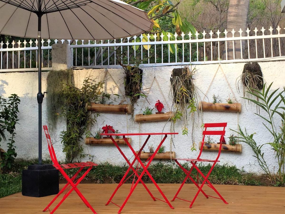 Studio Charmant Au Coeur De Boucan Canot 30 M² Avec Jardin Prive Saint-Paul Ngoại thất bức ảnh